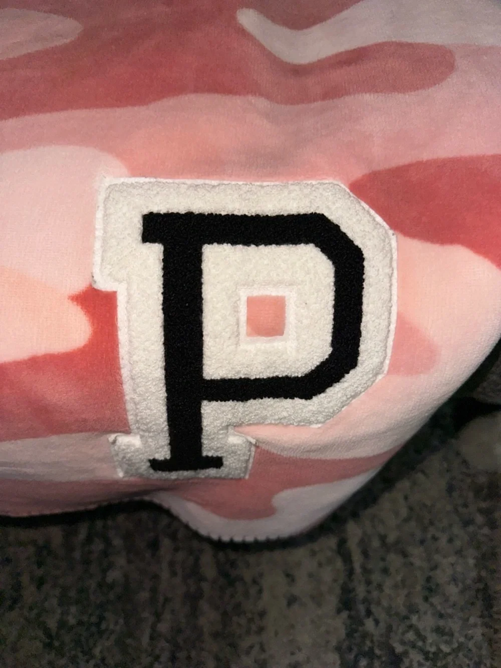 Victoria’s Secret PINK Camo Sherpa Large Cozy Fluffy Blanket 50” x 60” Plush